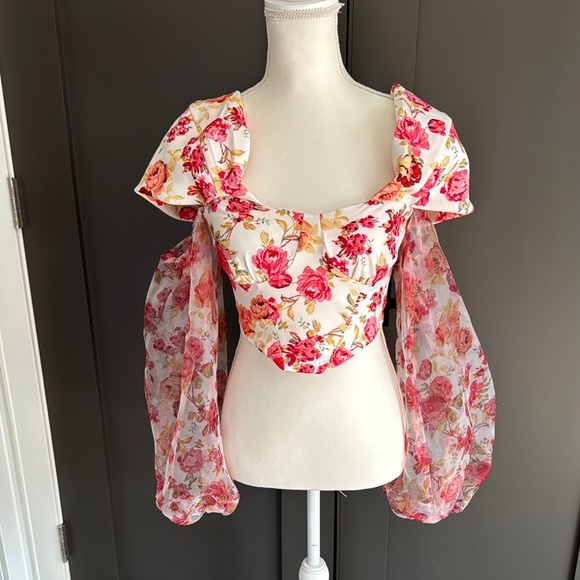 NWOT ASOS Luxe Floral Puff Sleeve Top Size 4 - Picture 2 of 11